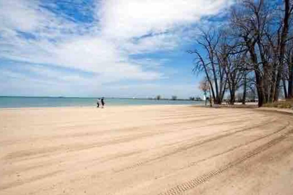 Vacation Paradise Saint Catharines ภายนอก รูปภาพ