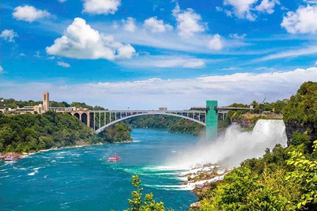 Vacation Paradise Saint Catharines ภายนอก รูปภาพ
