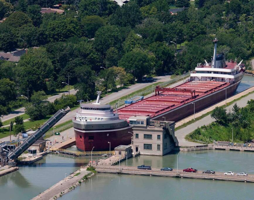 Vacation Paradise Saint Catharines ภายนอก รูปภาพ