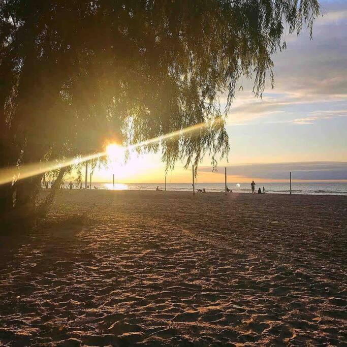 Vacation Paradise Saint Catharines ภายนอก รูปภาพ
